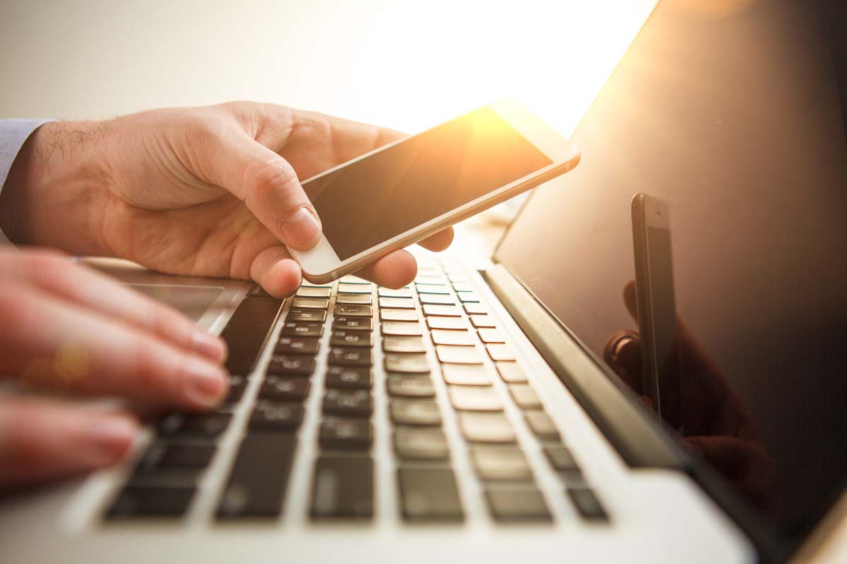 Projekte und IT-Services Projekte und IT-Services