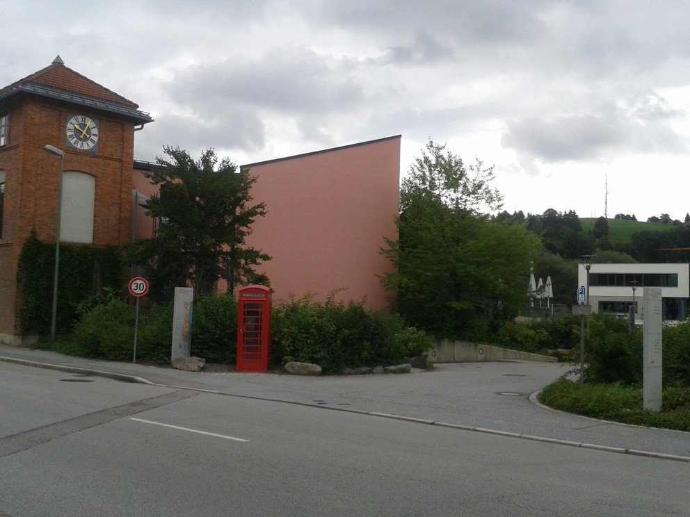  Access from the Innstraße side