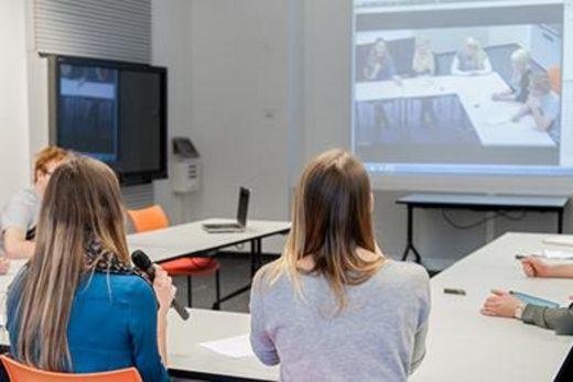 Durchführung einer Videokonferenz Durchführung einer Videokonferenz