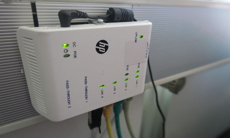 LAN-Verteiler für den Zugang zum Uninetzwerk